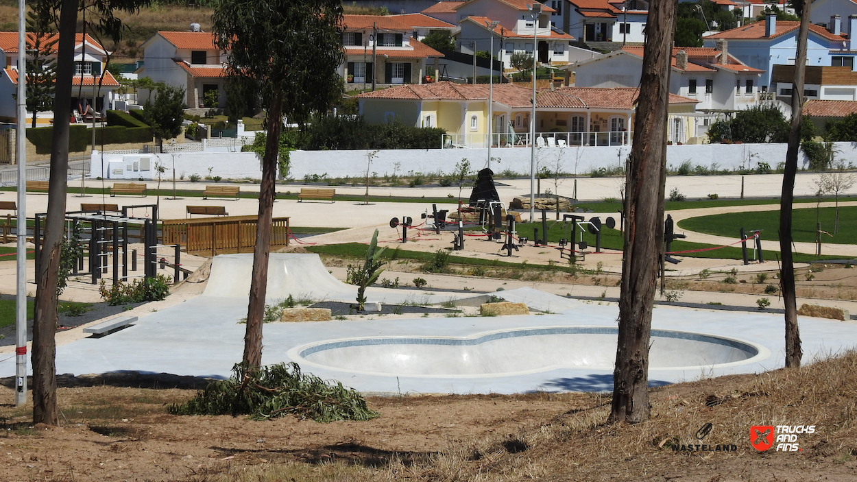 São Pedro da Cadeira skatepark